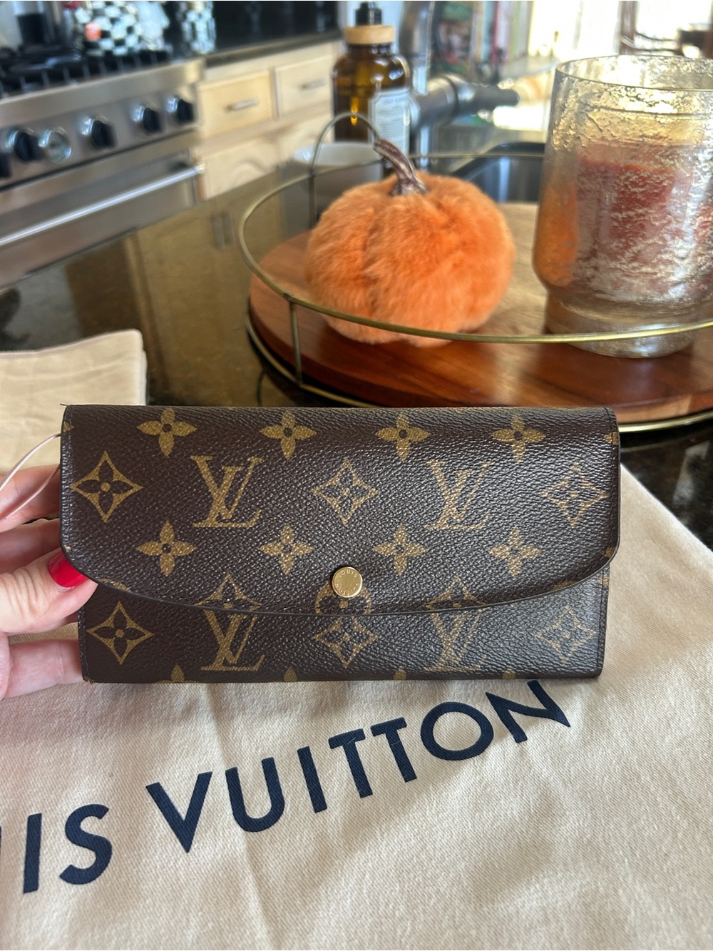 Louis Vuitton Emilie Monogram Canvas Wallet - Rose Balerine